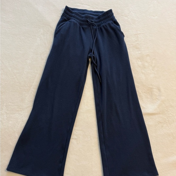 Gilly Hicks Navy Blue Waffle Knit Set - Picture 4 of 5